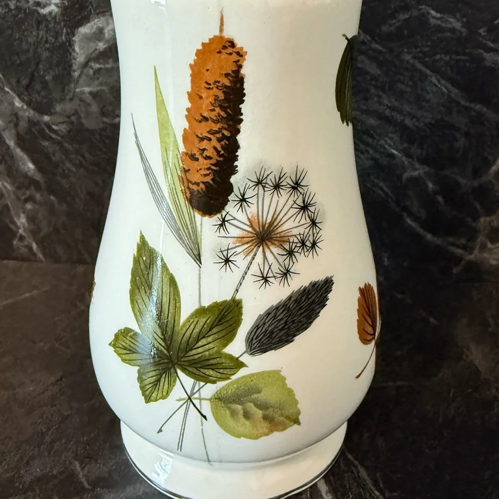 MIDWINTER Sugar/Flour Sifter with Cattail and Dandelion
